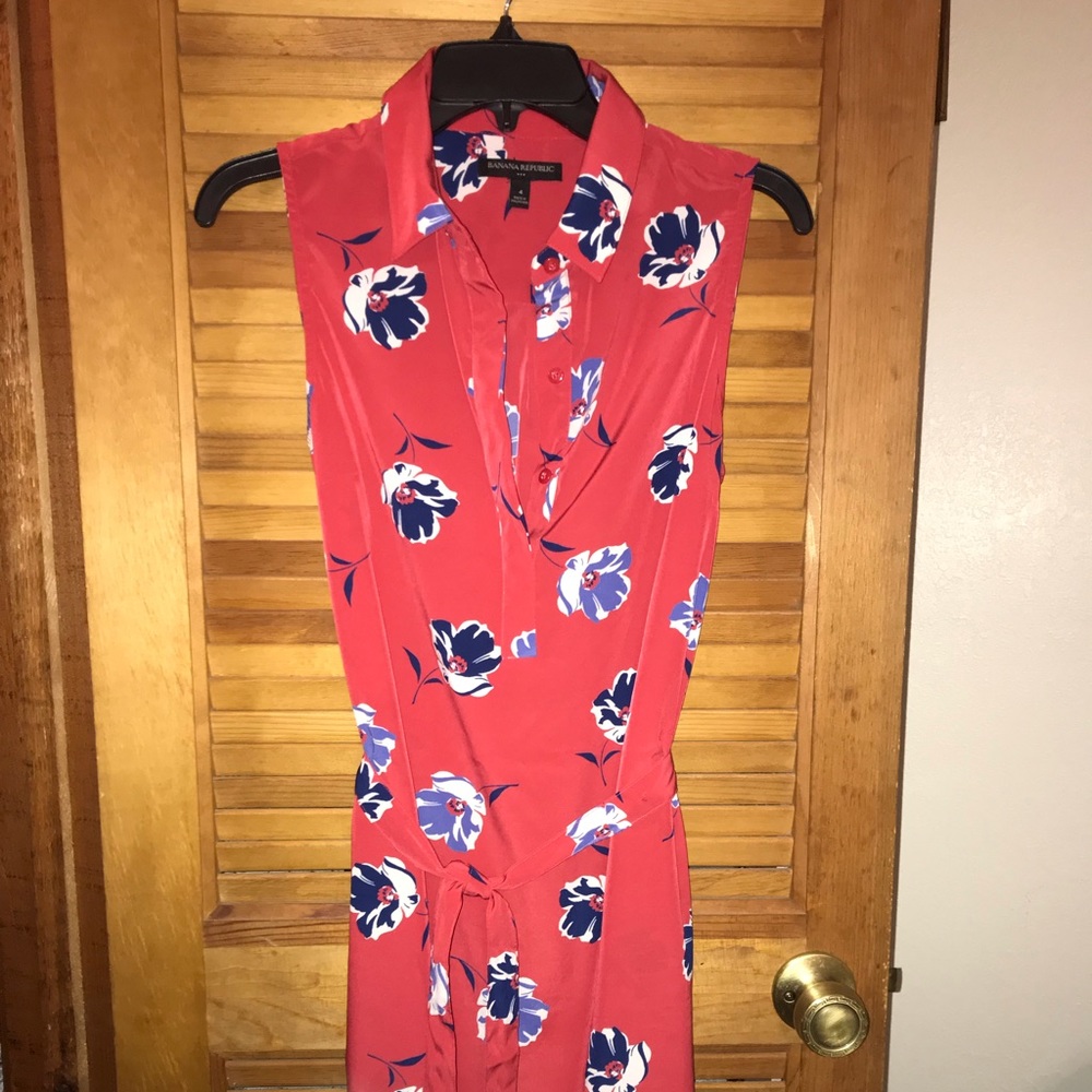Banana Republic Sleeveless Dress